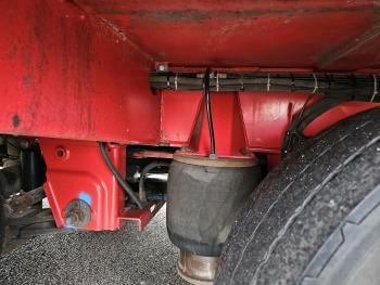3 x steering axle / hydraulic ramp / hydraulic bed